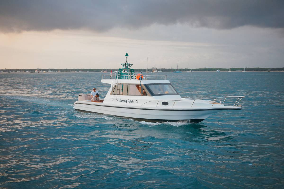 Boat Charter by Karang Putih Fast Boat - Bali Fast Boat Charter