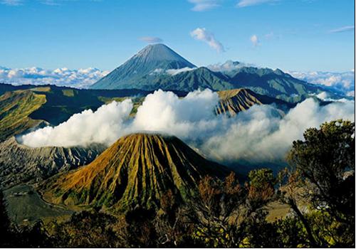 Borobudur and Mt Bromo 2 Days - Borobudur Temple