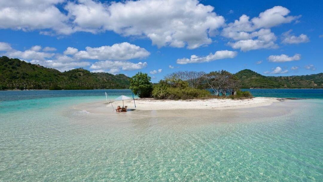 Lombok Transfer from Airport with Innova - Lombok Island