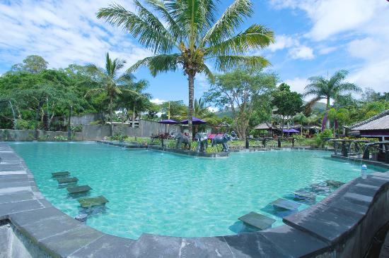 Trekking and Bathing at Hot Spring Pool - Bali Double Activities