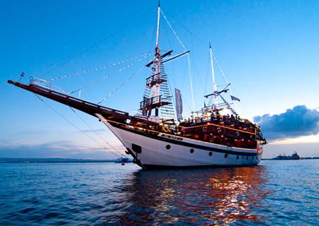 Bali Pirate Dinner Cruise by Sea Safari Cruise - Bali Sea Cruises