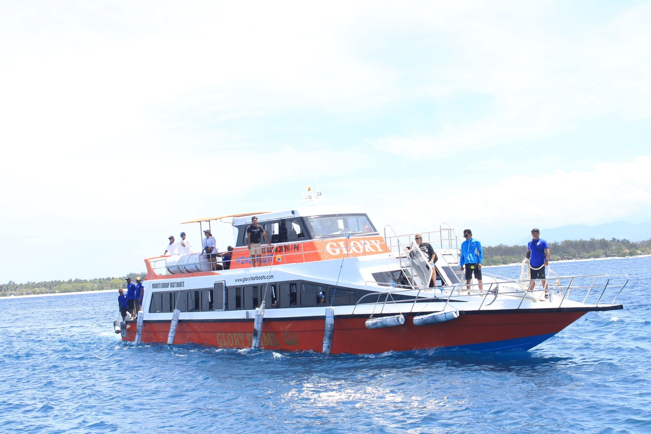 Nusa Penida Day Cruise by Wanderlust Cruise - Nusa Penida Fast boats